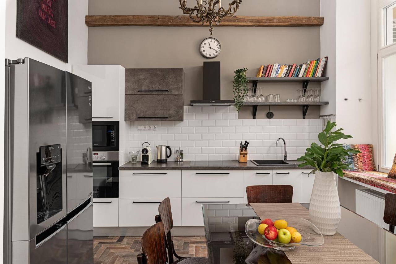 Bonbon Style Apartman Budapest Esterno foto