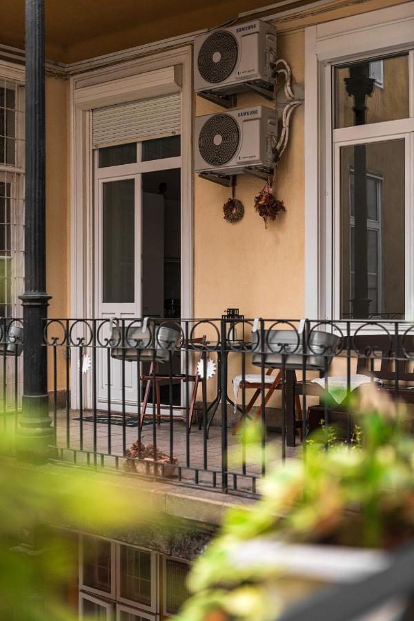 Bonbon Style Apartman Budapest Esterno foto